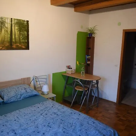 Pred Peklom Borovnica